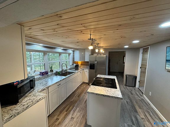 3rd image of 3180 Shady Grove Rd