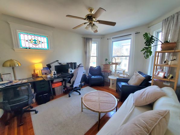 250 Belgrade Ave Floor 2