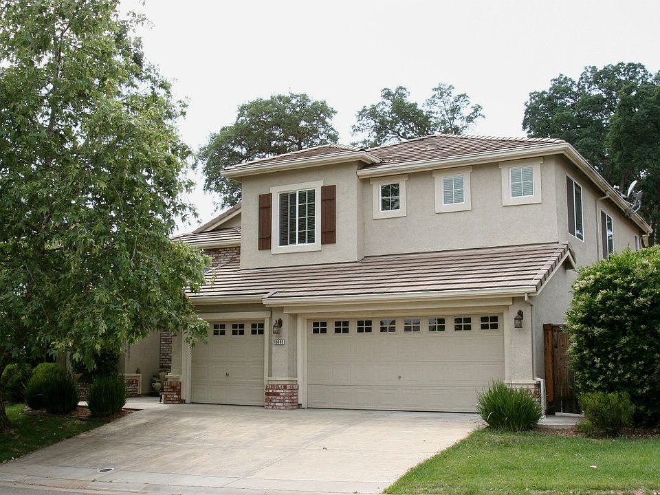 1st image of 15392 Abierto Dr