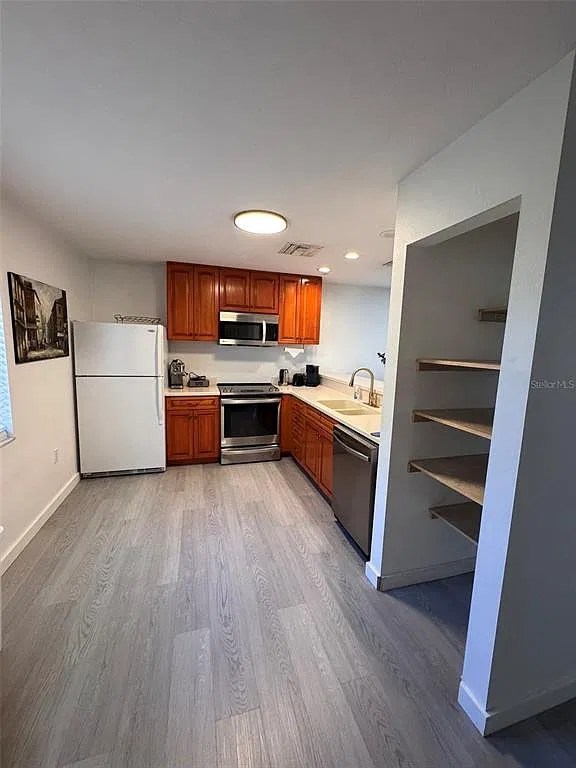 2 bed, 2.0 bath, 1110 sqft, $2,100 — Photo 4