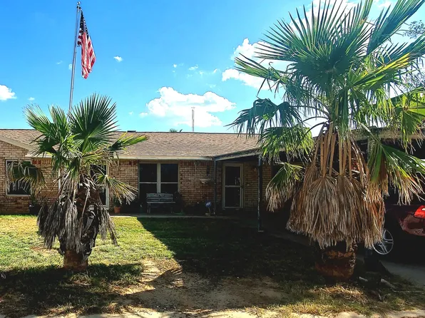 127 Lonesome Trail, Cotulla, TX 78014