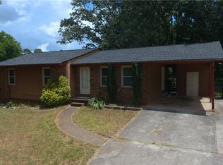 405 Keith Ln, Seneca, SC 29678