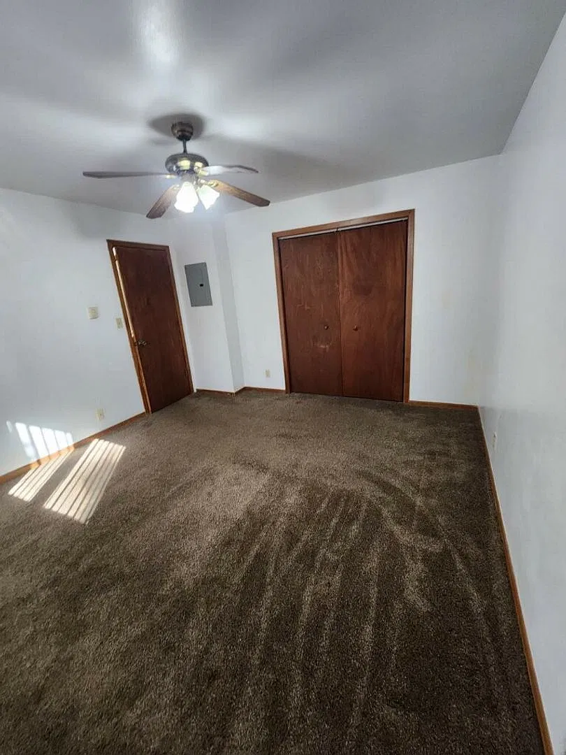 4749 Wolverton — Photo 4