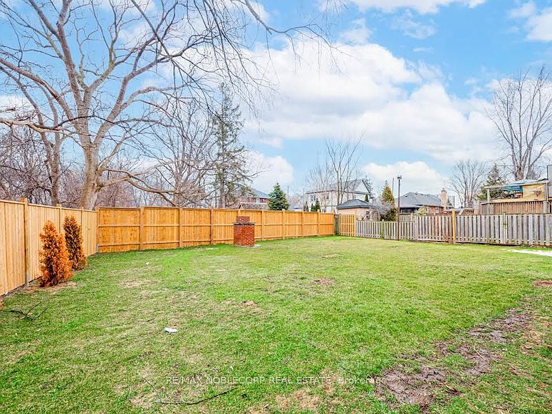 Toronto House for rent - 3 Bedrooms — photo 30
