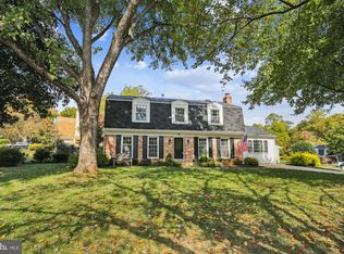 6430 Brentford Dr, Springfield, VA 22152