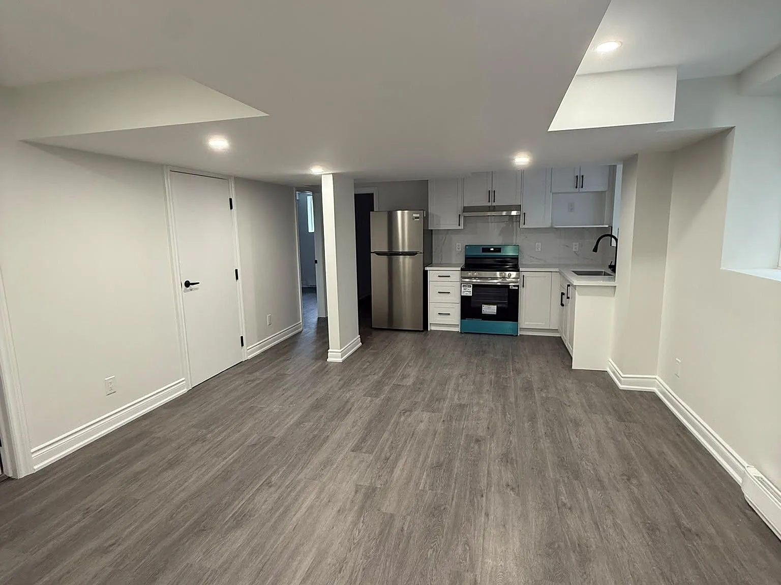 2 bed, $1,800 — Photo 2
