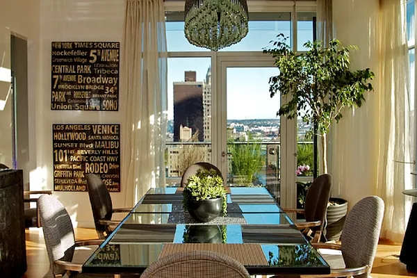 Sold by Corcoran | media 8
