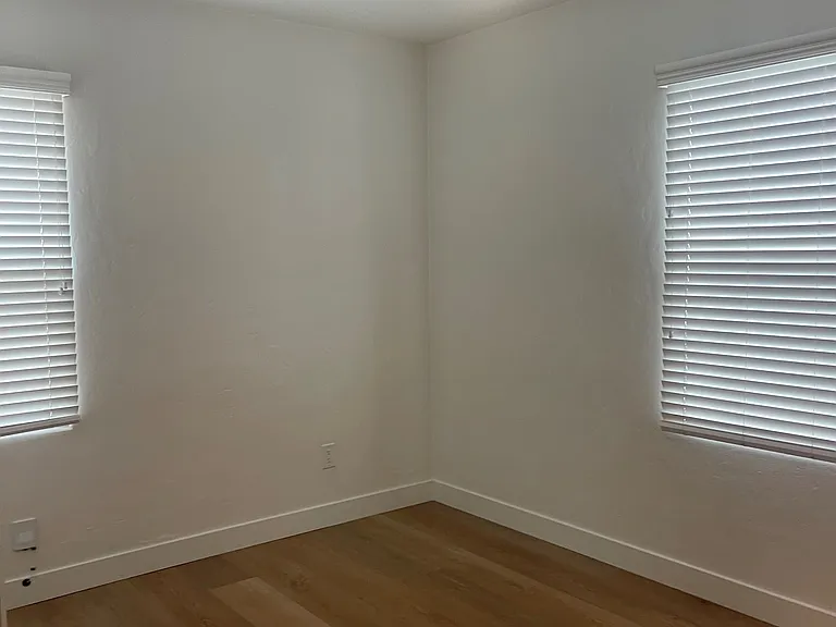 3127 Ingelow St — Photo 10