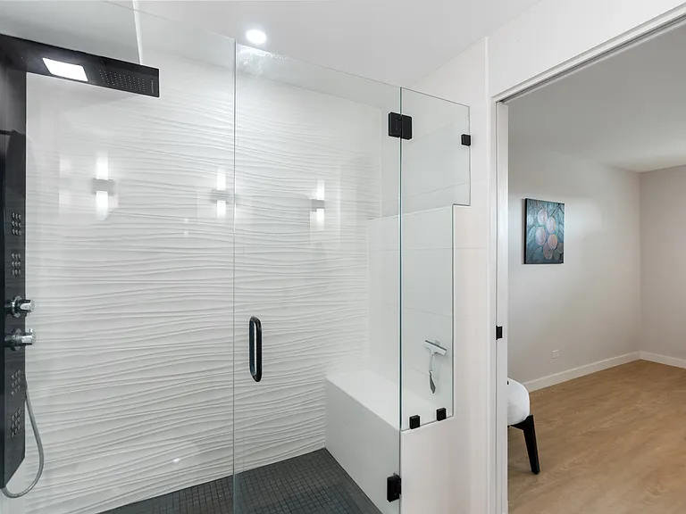 204 Kapahulu Ave #303 — Photo 33