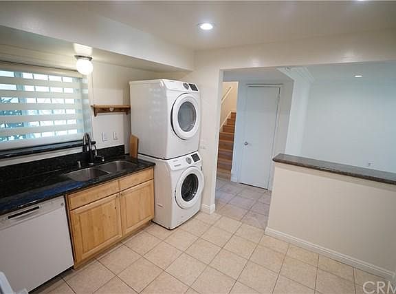 5th image of 1615 Greencastle Ave APT E