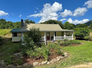 3591 Chapel Hill Rd, Marshall, NC 28753