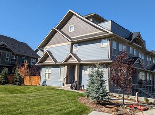 237 Cranbrook Dr SE, Calgary, AB T3M3C8