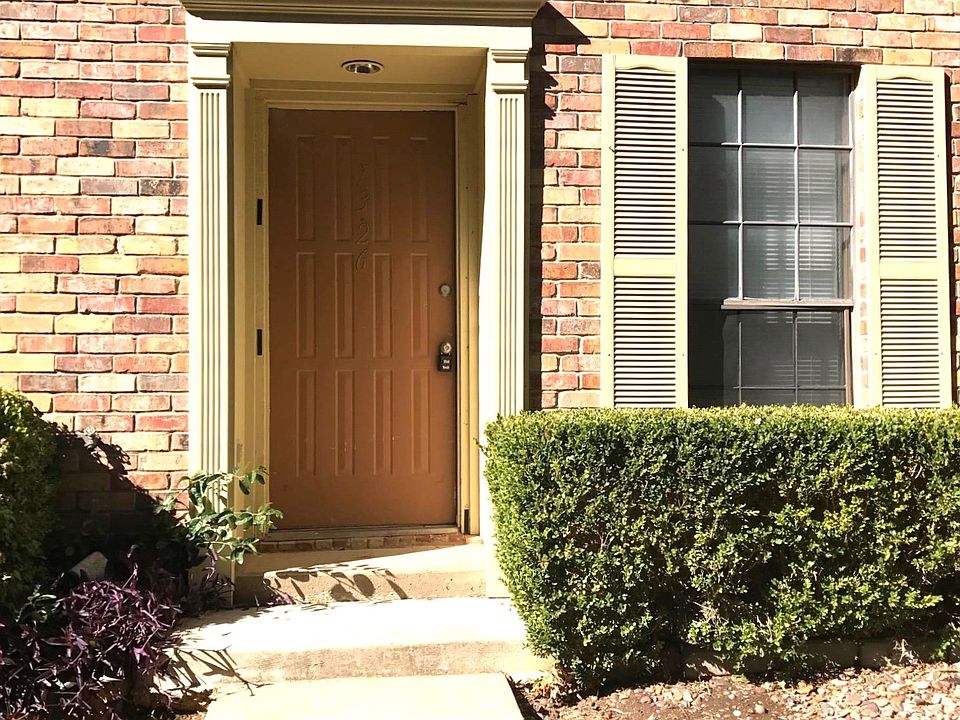 1st image of 7326 Kingswood Cir #0