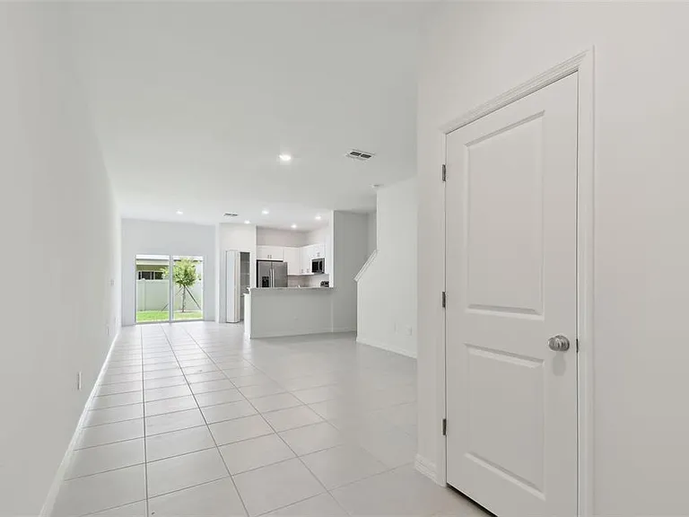 2665 Buttercup Lucine Ln — Photo 5