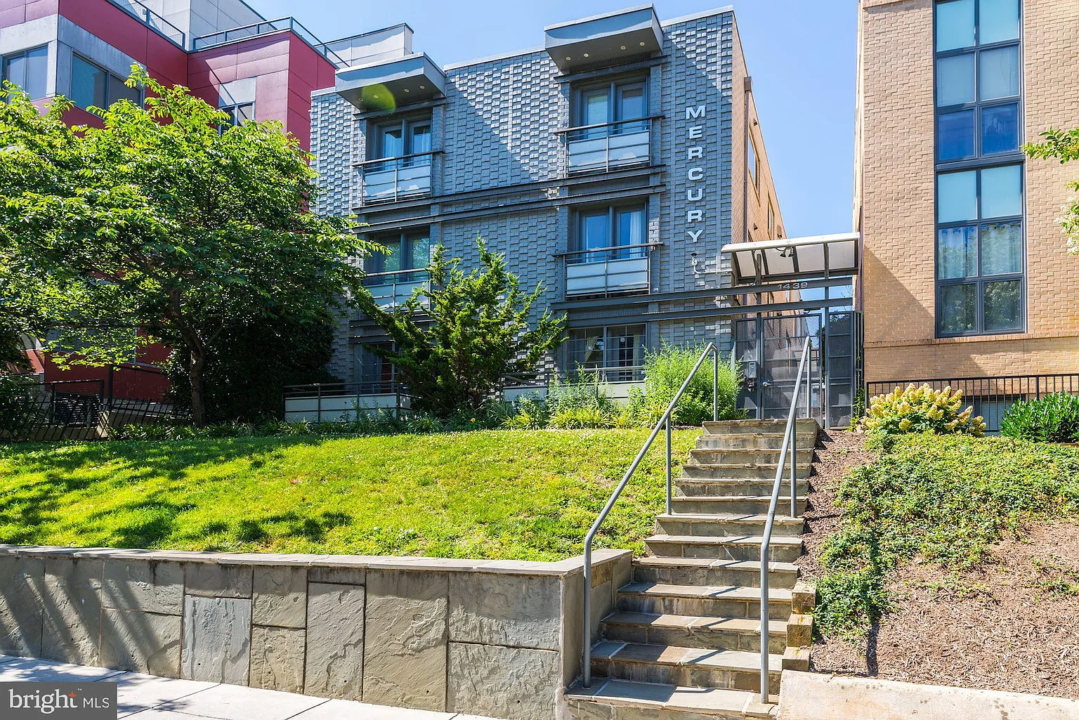 1439 Chapin St NW APT 104 photo 1
