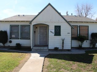 2919-2921 California Ave, Bakersfield, CA 93304