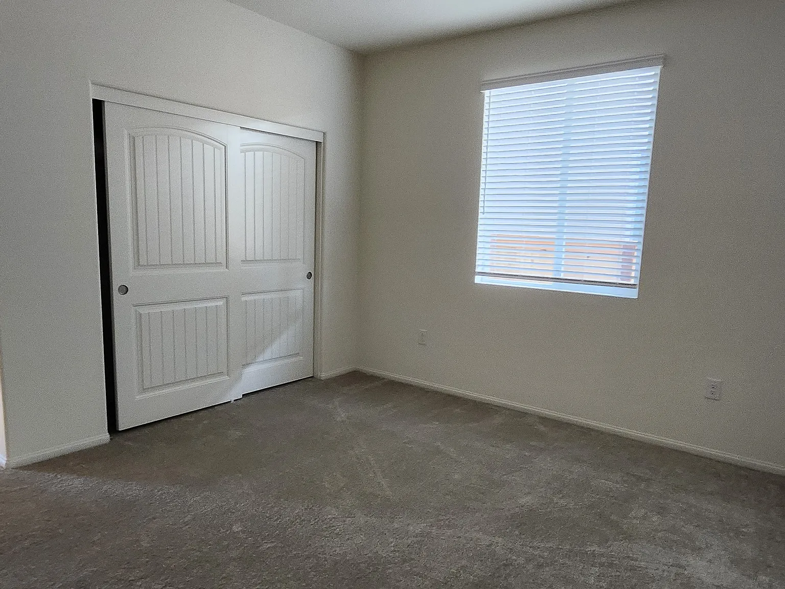 3321 Pamela Ave — Photo 2