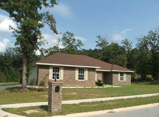 3097 Zach Ave, Crestview, FL 32536