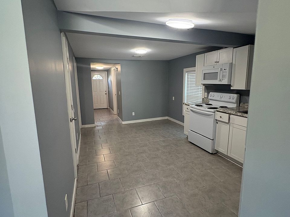 1st image of 2825 Union St