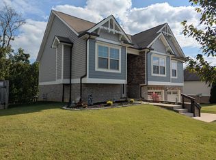 1053 Jonas Dr, Soddy Daisy, TN 37379