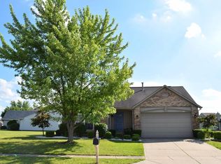 210 Lazy Hollow Dr, Brownsburg, IN 46112