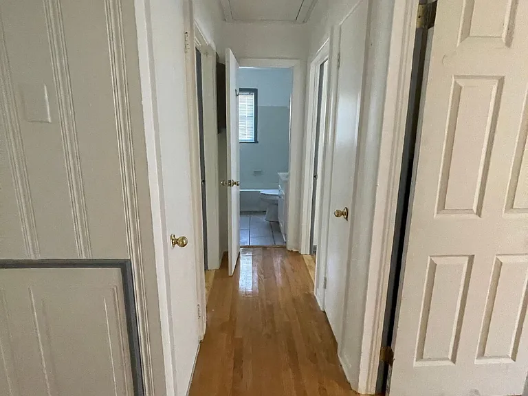 104 Brock St — Photo 46