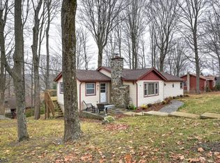 48 Tamarack Trl, Stockholm, NJ 07460