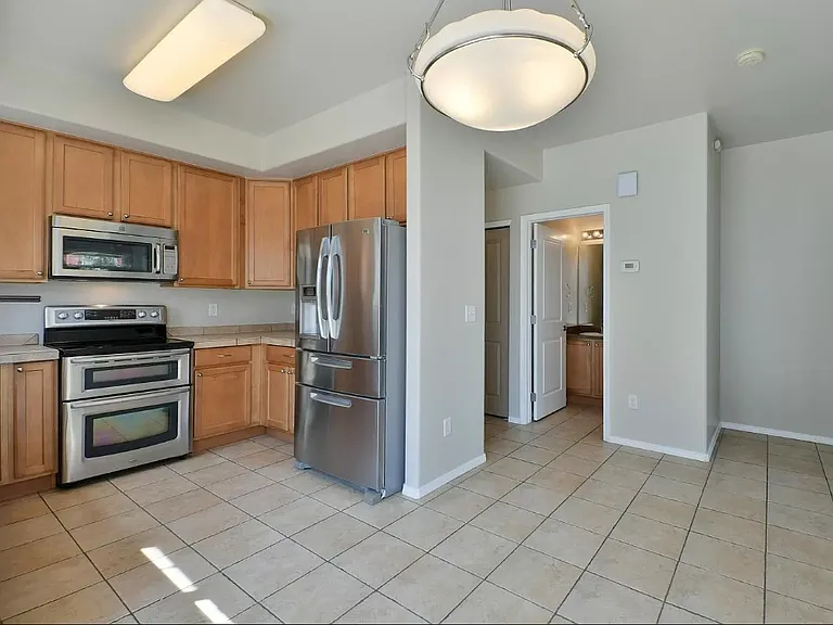 9147 W 107th Pl — Photo 7