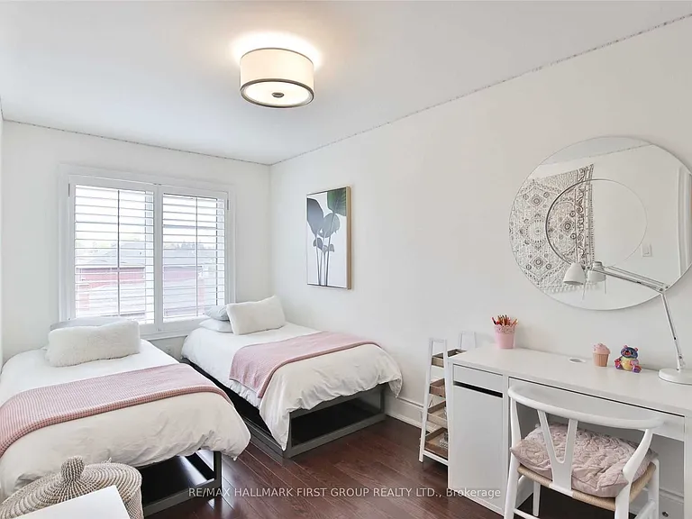 329 A Dalesford Rd — Photo 22