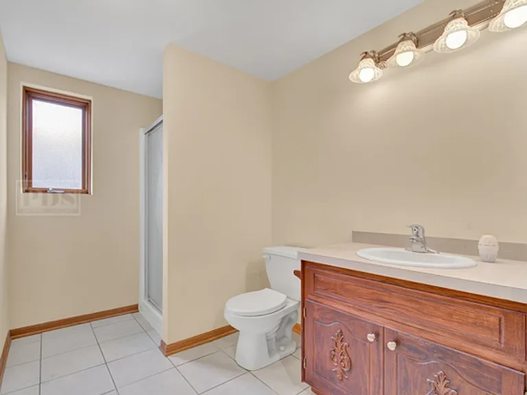 8414 S 82nd Ct — Photo 20
