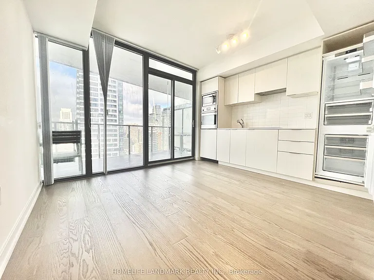 11 Wellesley St W #3410 — Photo 4