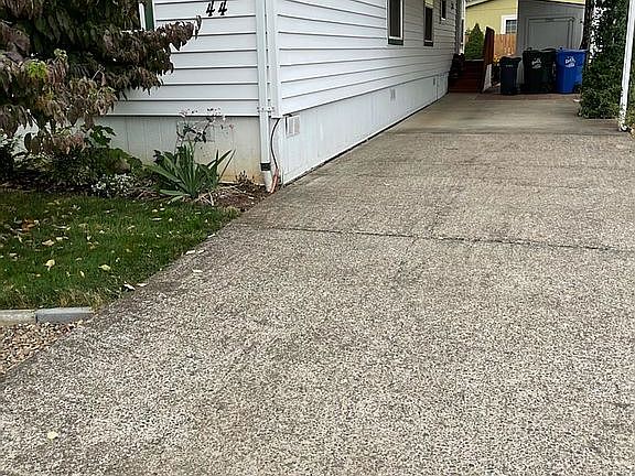 Huge Carport and Parking