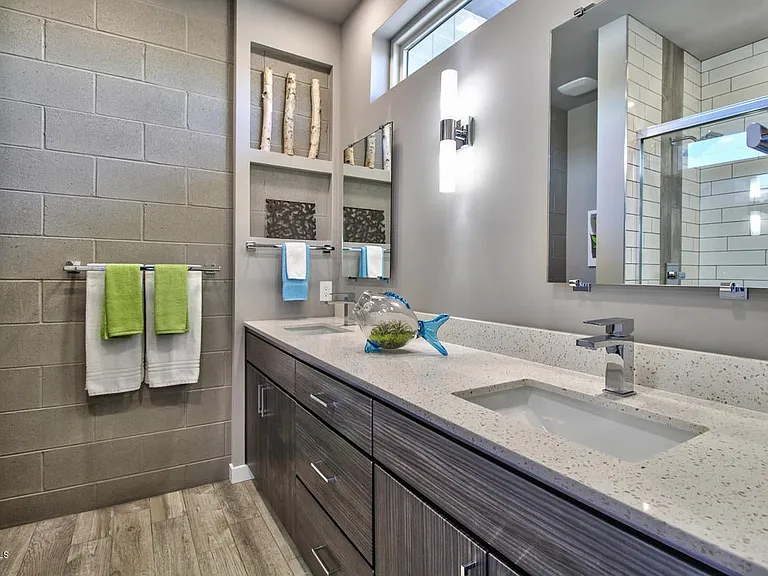 2727 E Thomas Rd #5 — Photo 18