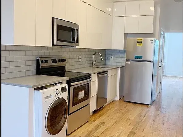 247 Devoe Street MULTI-FAMILY image 2 of 6