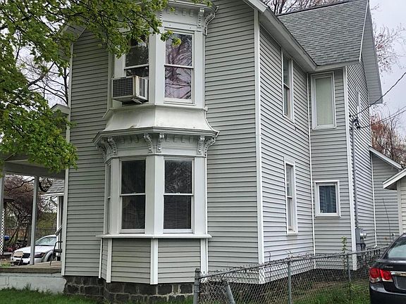 4th image of 123 Bennett St #1 & 2