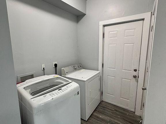 5th image of 4515 8th Ave