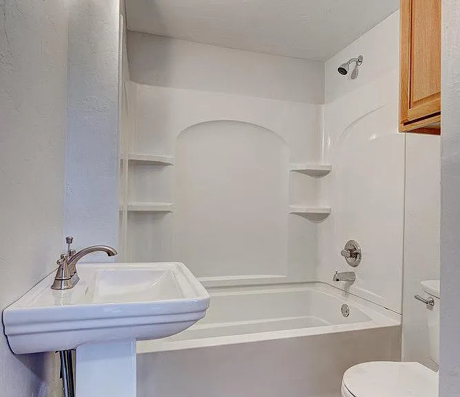 6700 N Coltrane Rd — Photo 9