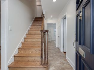 5016 Hawthorne Pl NW, Washington, DC 20016