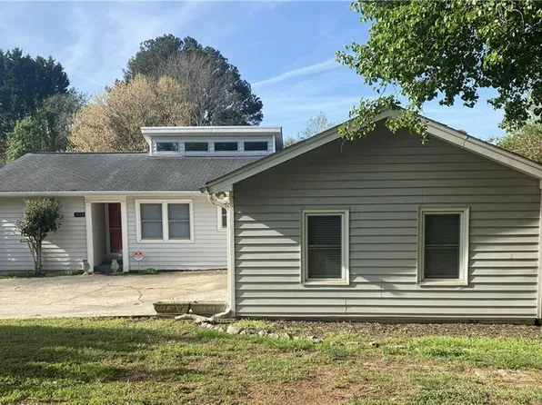 7825 Wallace Tatum Rd, Cumming, GA 30028