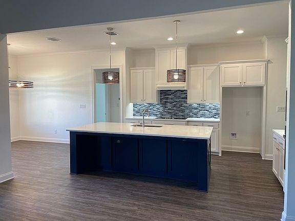 4th image of 840 Gallant Fox Rd