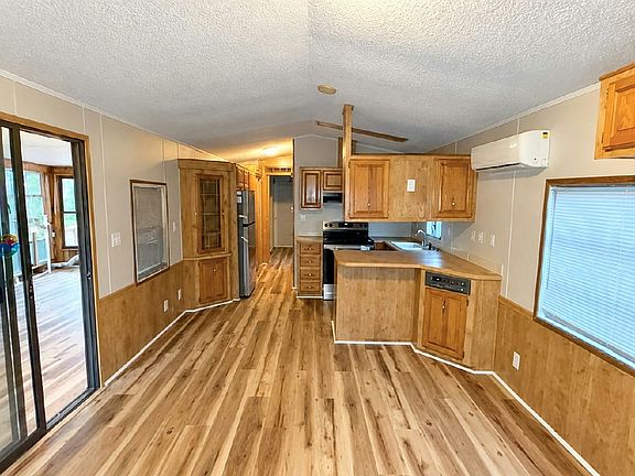 3rd image of 7915 Elliott Rd Lot 28