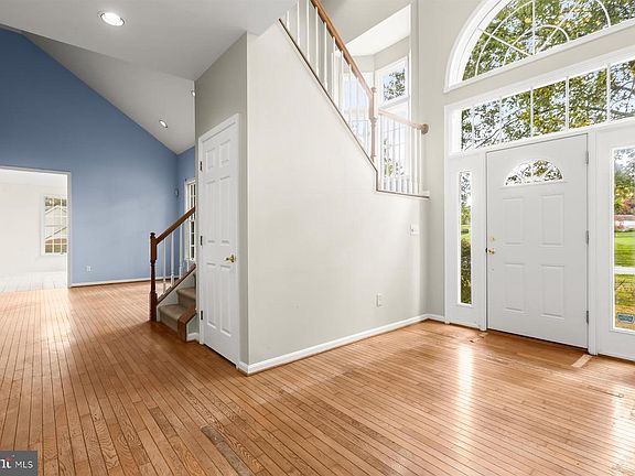 5th image of 3360 Lawndale Rd