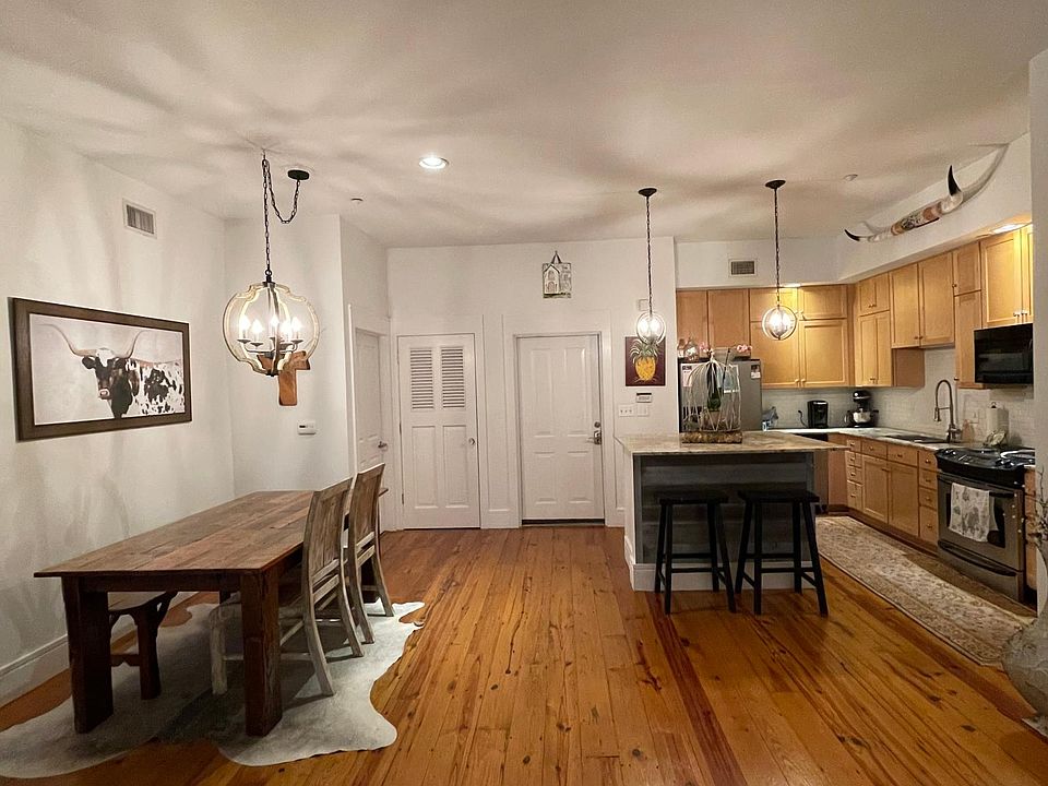 1st image of 1121 Camellia Blvd Unit 103