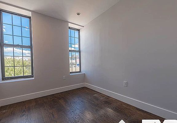5th image of 575 Kosciuszko St #4B
