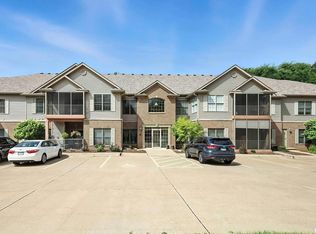 1227 E Kimberly Rd #5A, Bettendorf, IA 52722