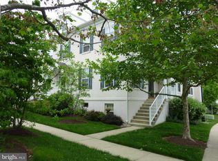 202 Lantern Dr, Doylestown, PA 18901