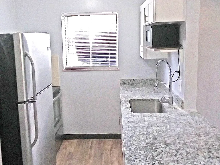 Topaz Village — Photo 12