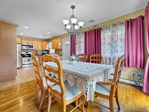5th image of 2810 Charles Road