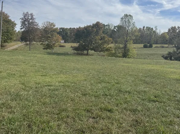 6 Cold Springs Rd, Lafayette, TN 37083
