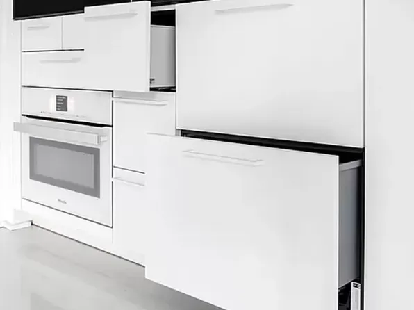 237 Madison Avenue image 2 of 9